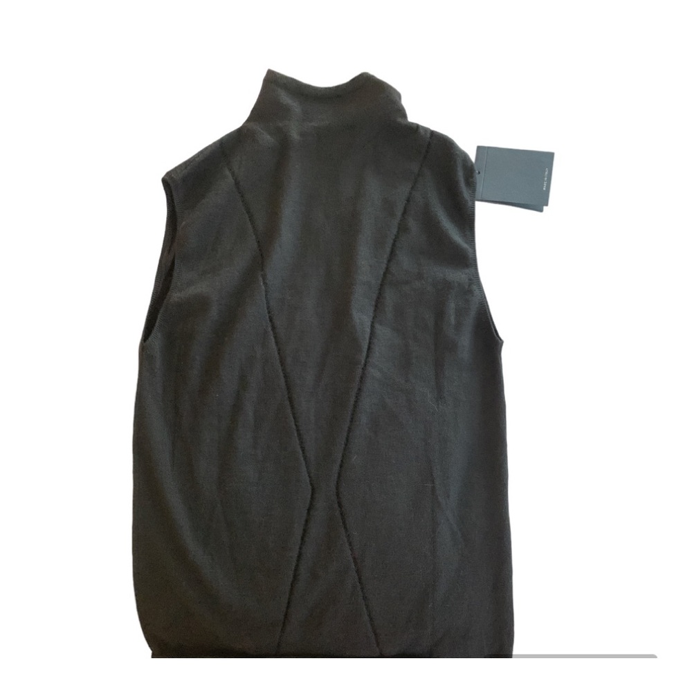 NWT Giorgio’s of Palm Beach Cashmere Blend Sleeveless Sweater